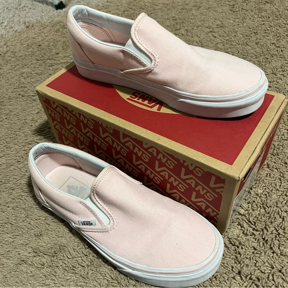 Classic Slip On Light Pink Vans